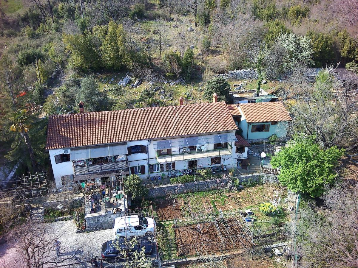 Apartments Zlatko Ičići Buitenkant foto