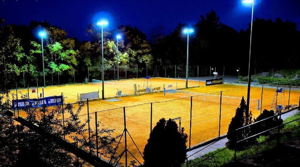 Apartments Zlatko Ičići Buitenkant foto